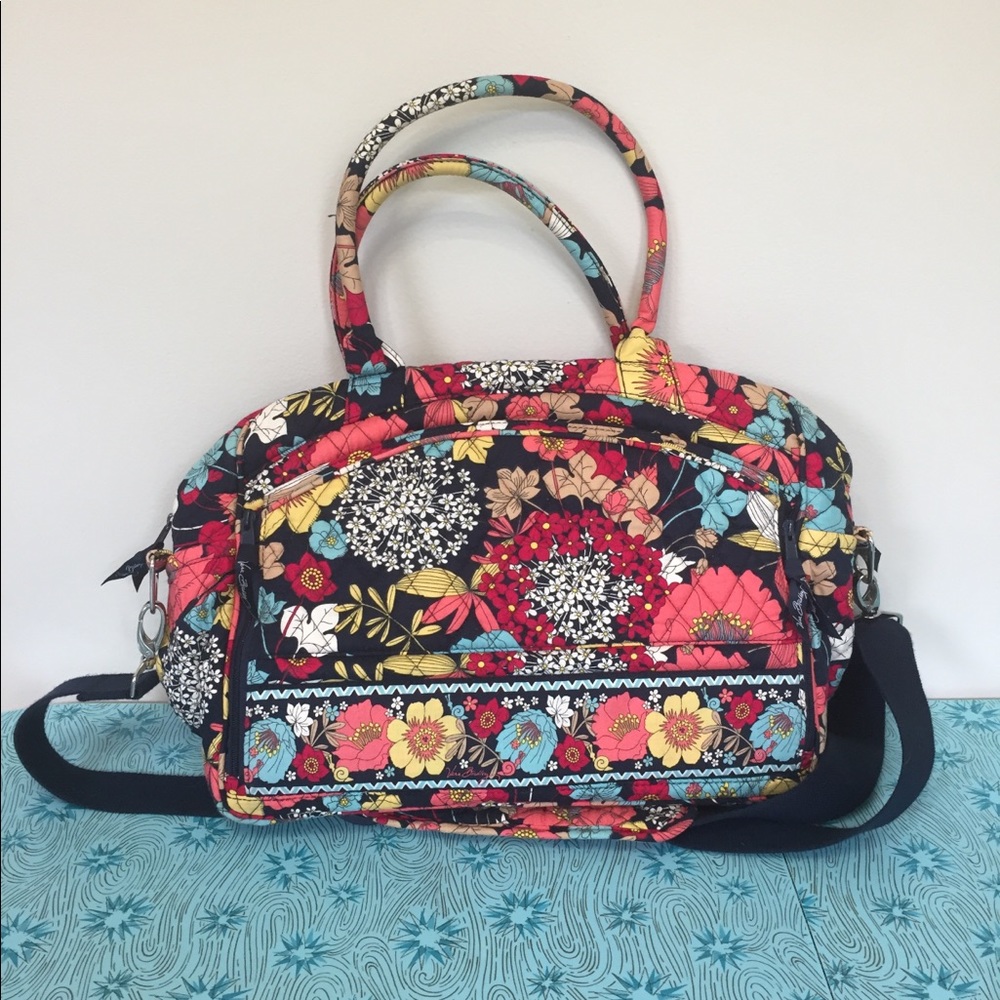 Vera Bradley “Metropolitan” in Happy Snails